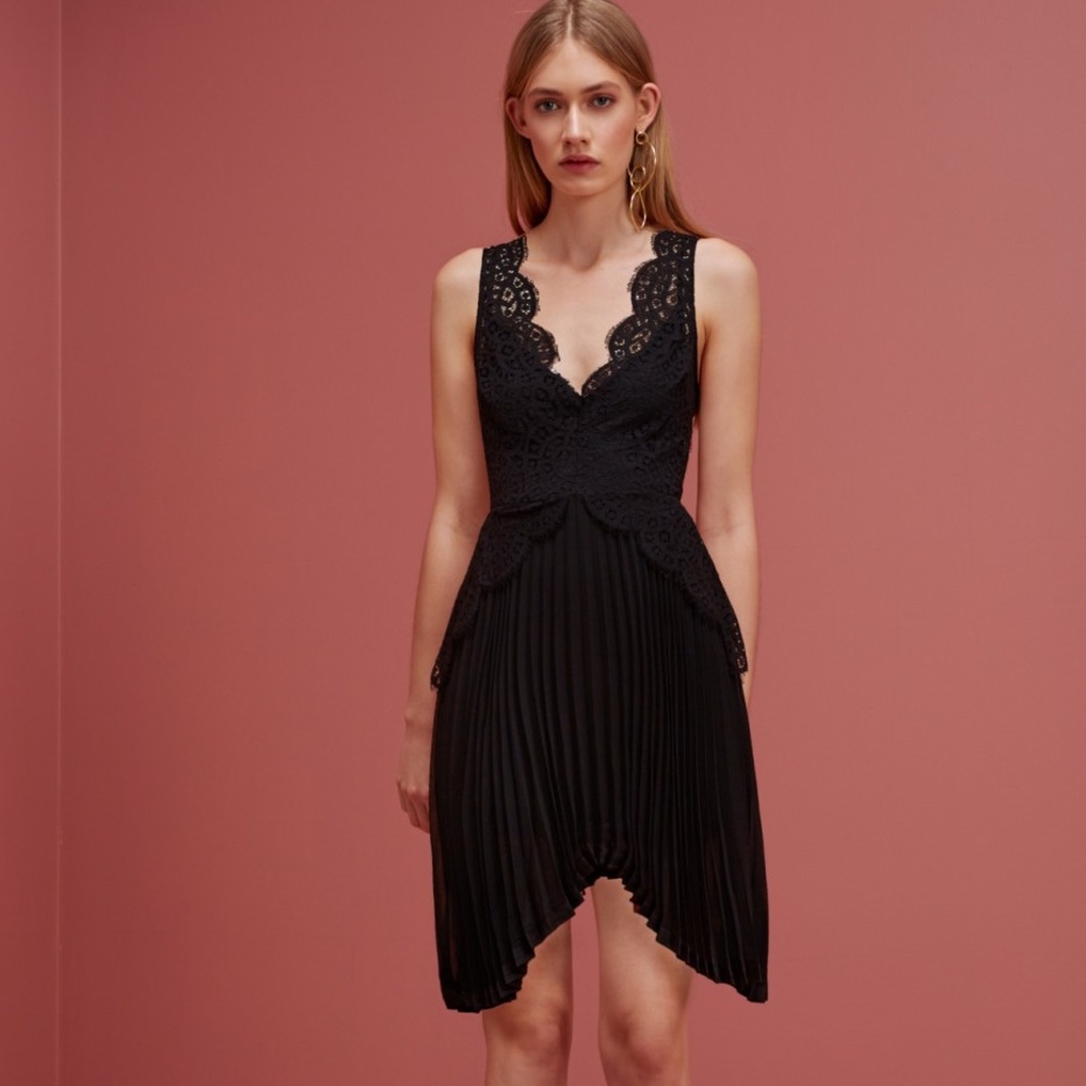 Keepsake Black Dress Size Small